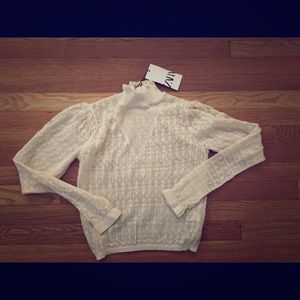 Cute lace Zara top